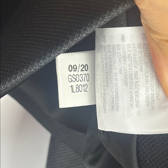 Adidas x Ivy Park Black and Gold Crop Suit Jacket Blazer Size 1X - Picture 12 of 15